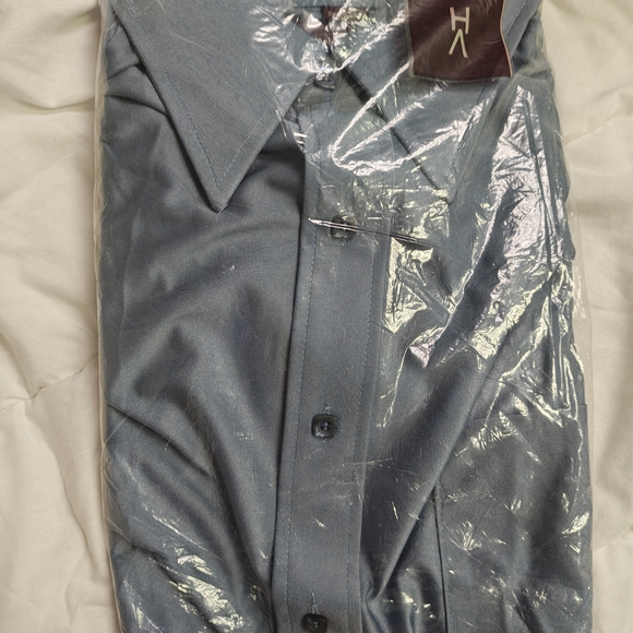 Van Heusen Other - Van Heusen Classic Blue Shirt